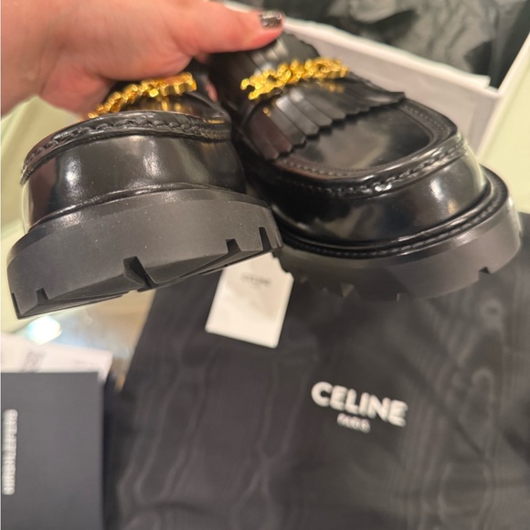 Celine - Picture 11 of 12